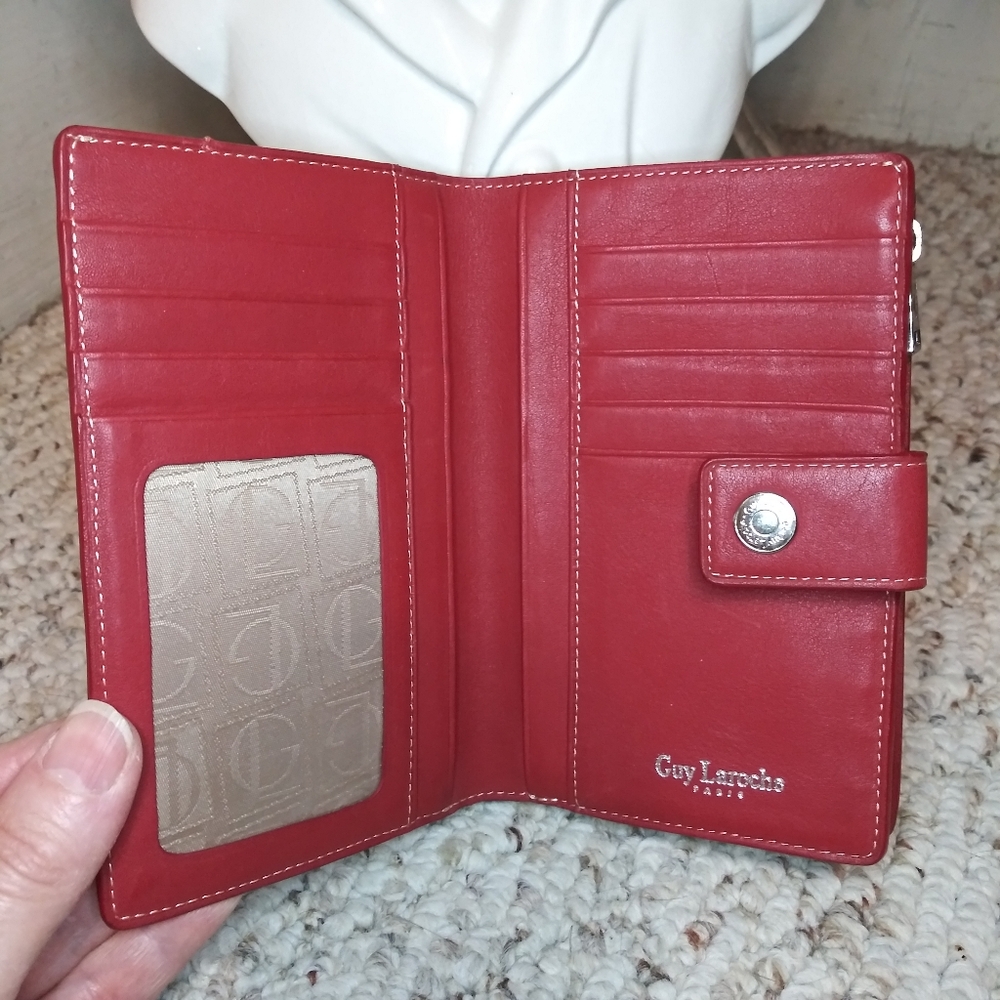 Vintage Guy Laroche Paris GL Embossed Red Leather, Silver Snap Closure Wallet - Picture 7 of 11